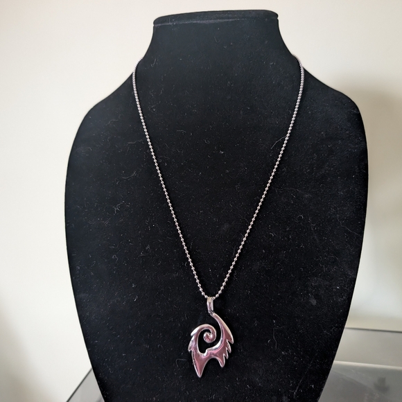 Tribal Silver Pendant Necklace - Picture 4 of 7